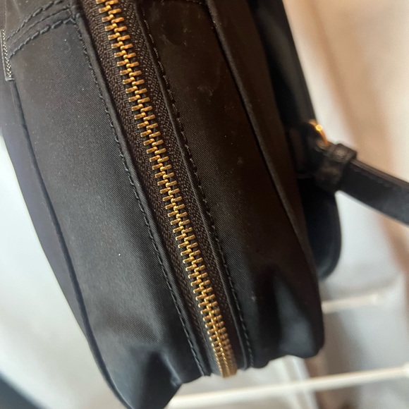 Marc Jacobs Black Small Messenger Bag - Picture 7 of 12